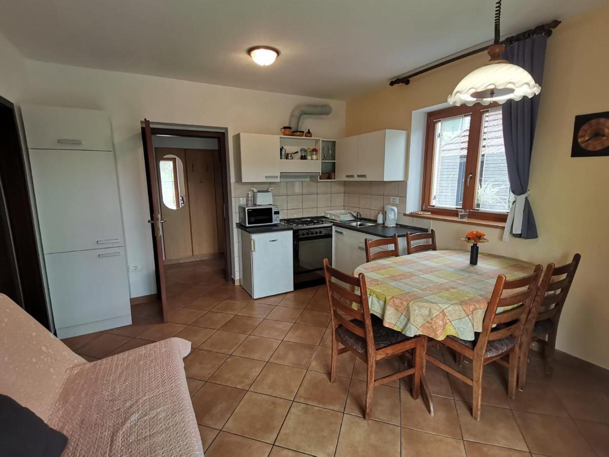Apartment Rakuscek コバリード エクステリア 写真